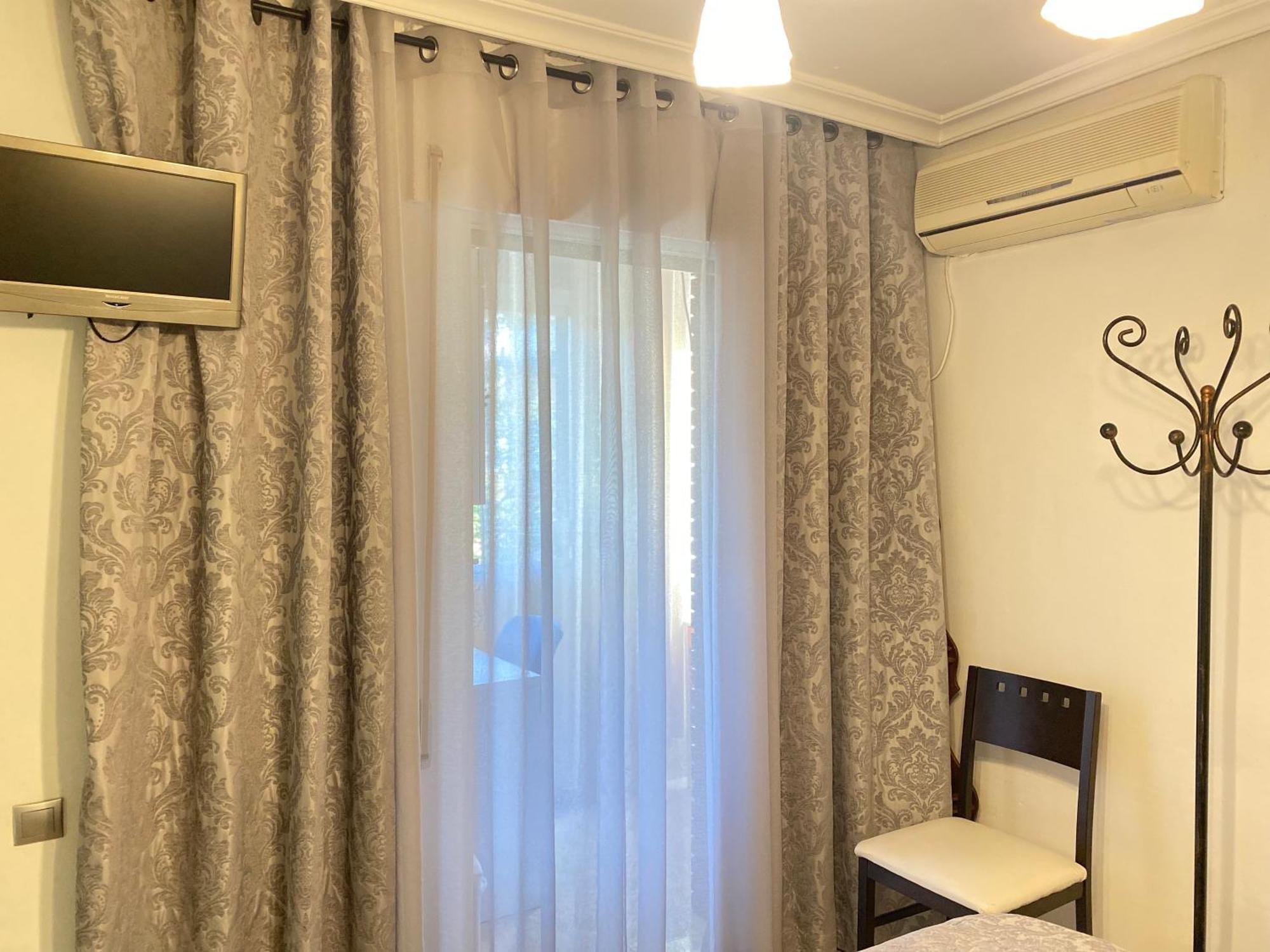 Shared Apartment! Piso Compartido! Общая Квартира! Севілья Екстер'єр фото